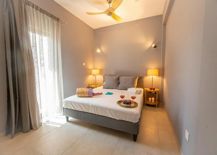 Art House Seviews Villa Protaras