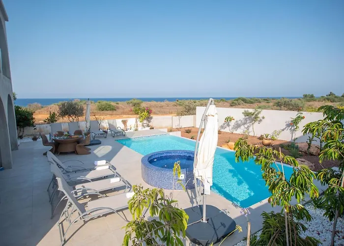 Art House Seviews Protaras