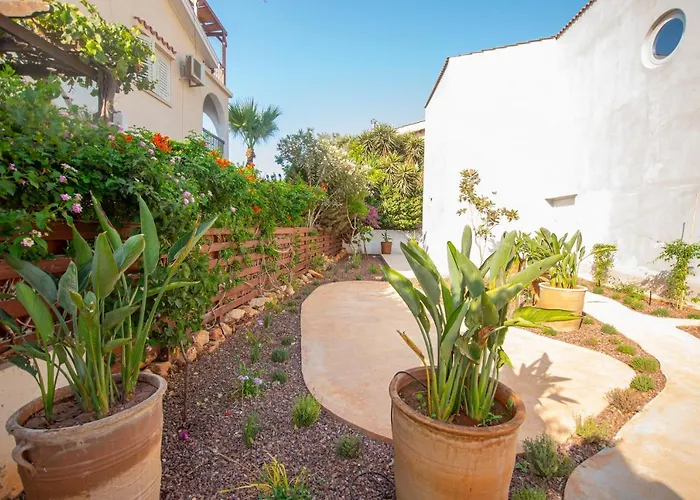 Villa Art House Seviews