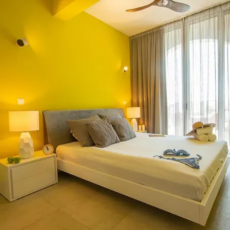 Art House Seviews * Protaras