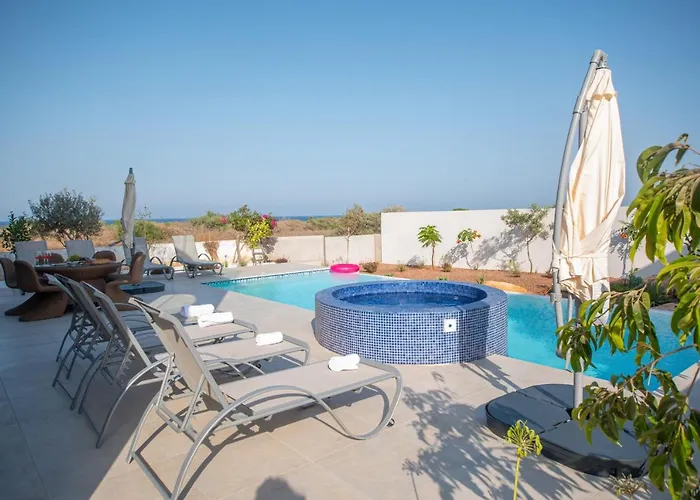 Villa Art House Seviews Protaras