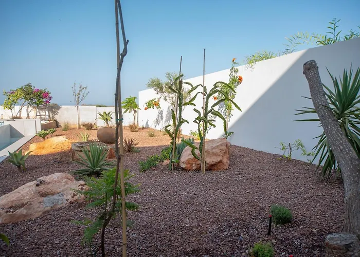 Art House Seviews Villa *