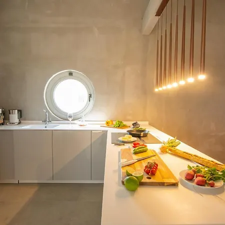 Art House Seviews Villa Protaras