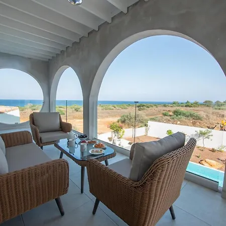 Art House Seviews Villa