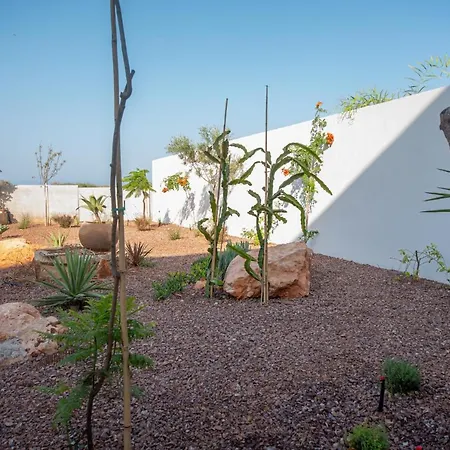 Art House Seviews Villa *