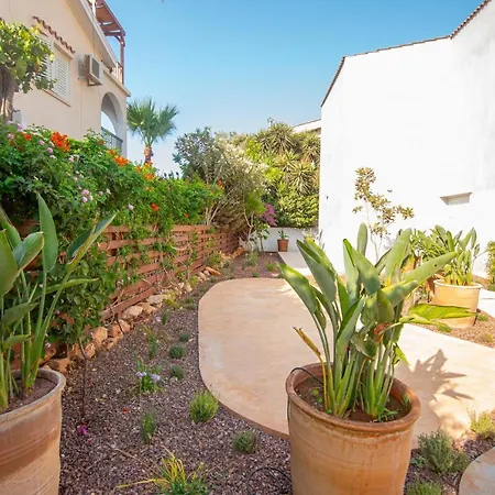 Villa Art House Seviews